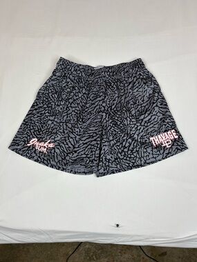Inaka Power Shorts Mens Medium Gray Black Mesh Flowy 5" Inseam Athletic Shorts